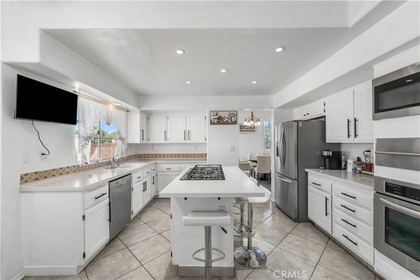 Interior, Kitchen, Pendant Lights, Recessed Lighting, Stainless Steel Appliances