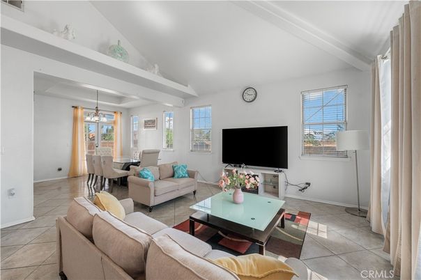 Dining room, Interior, Living room, Pendant Lights
