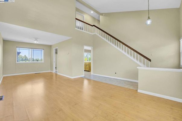Empty room, Interior, Pendant Lights, Recessed Lighting, Wood Texture Flooring