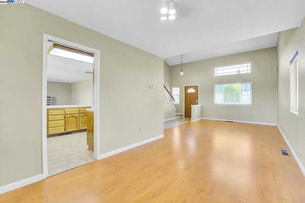 Empty room, Interior, Pendant Lights, Wood Texture Flooring