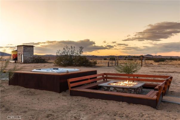 Exterior, Hot Tub