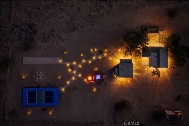 Exterior, Drone