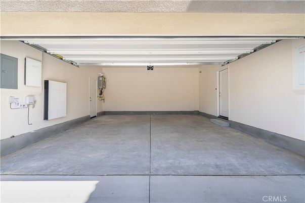 Garage, Interior