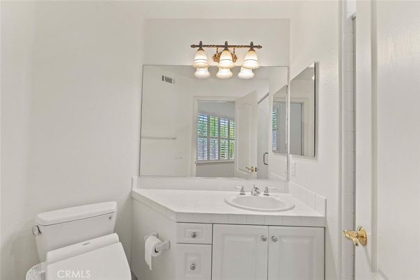 Bathroom, Interior, Tile Countertops