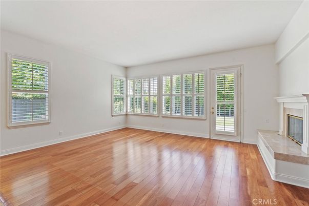 Empty room, Fireplace, Interior, Wood Texture Flooring