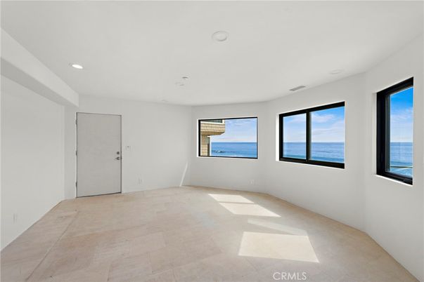 Empty room, Interior, Recessed Lighting, Water
