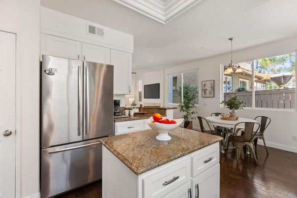 Dining room, Interior, Kitchen, Pendant Lights, Stainless Steel Appliances, Wood Texture Flooring