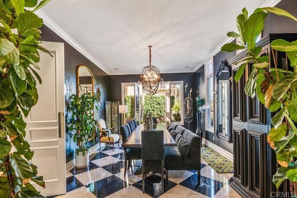 Chandelier, Dining room, Interior, Recessed Lighting