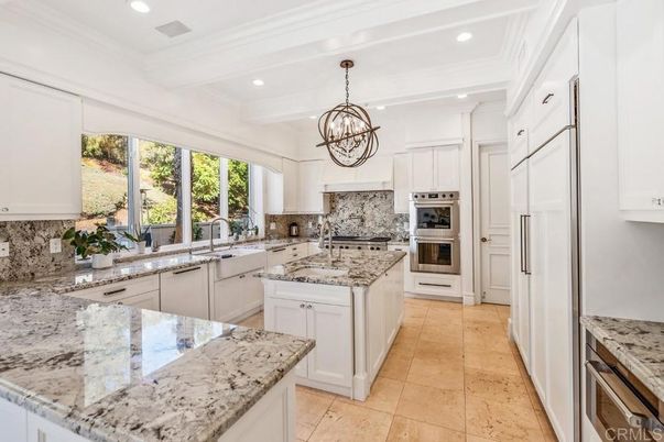 Chandelier, Interior, Kitchen, Recessed Lighting, Stainless Steel Appliances