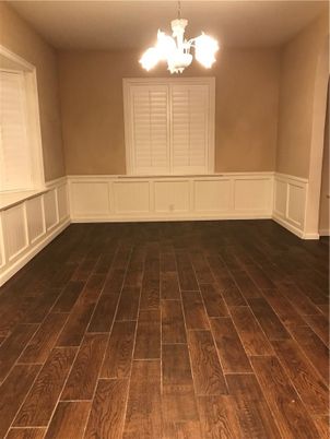 Chandelier, Empty room, Interior, Wood Texture Flooring