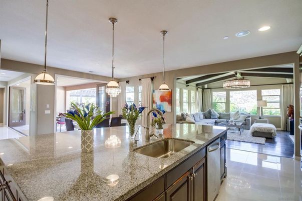 Chandelier, Dining room, Interior, Kitchen, Living room, Pendant Lights, Recessed Lighting
