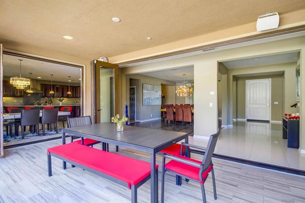 Chandelier, Dining room, Interior, Kitchen, Pendant Lights, Recessed Lighting, Wood Texture Flooring