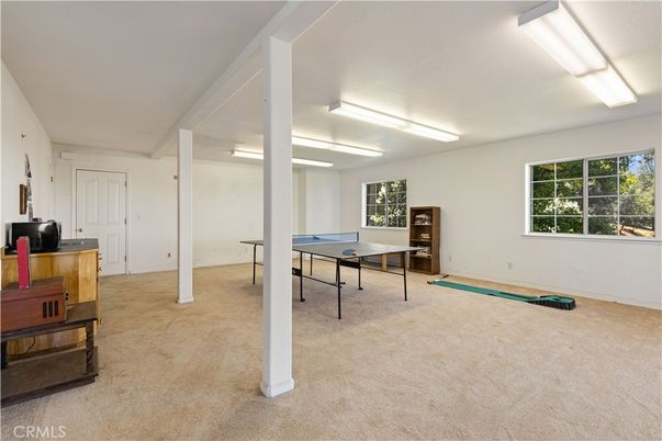 Game Room, Interior