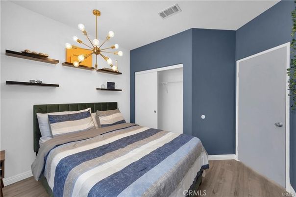 Bedroom, Interior, Pendant Lights, Wood Texture Flooring