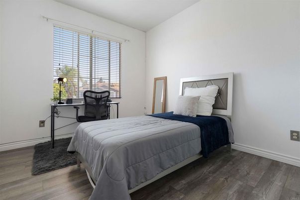 Bedroom, Home Office, Interior, Wood Texture Flooring