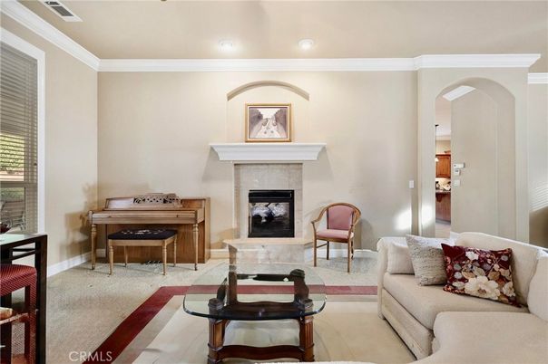Fireplace, Interior, Living room, Piano, Recessed Lighting