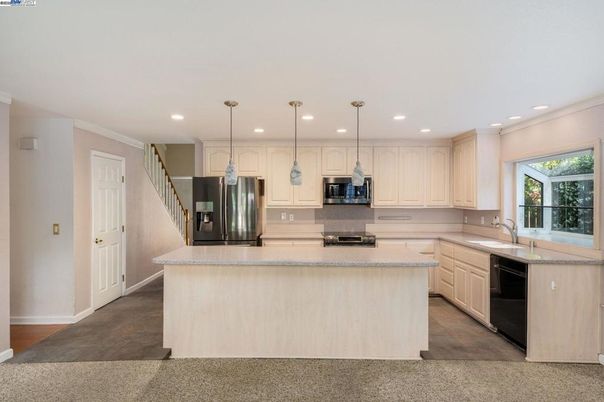 Interior, Kitchen, Pendant Lights, Recessed Lighting, Stainless Steel Appliances