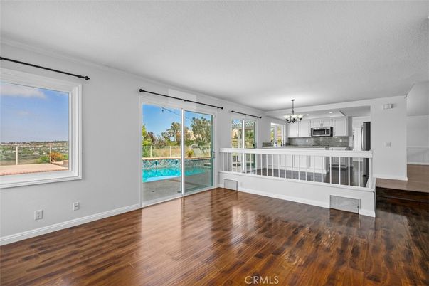 Chandelier, Interior, Kitchen, Wood Texture Flooring