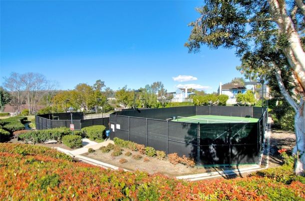 Exterior, Tennis Courts