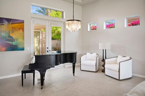 Chandelier, Interior, Piano