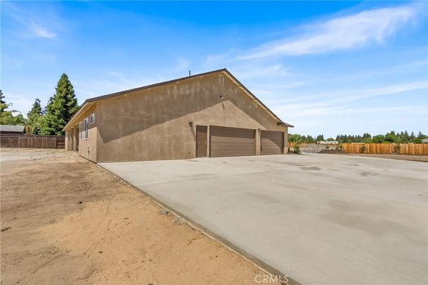 Backyard, Detached Garage, Exterior