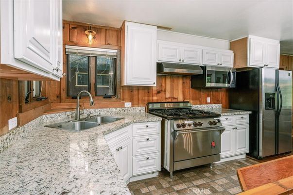 Interior, Kitchen, Stainless Steel Appliances