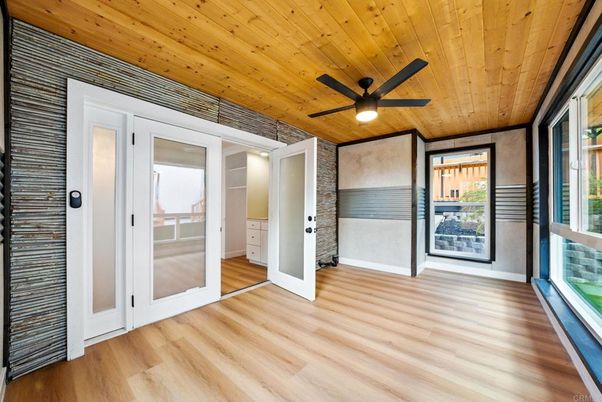 Empty room, Interior, Wooden Ceilings, Wood Texture Flooring