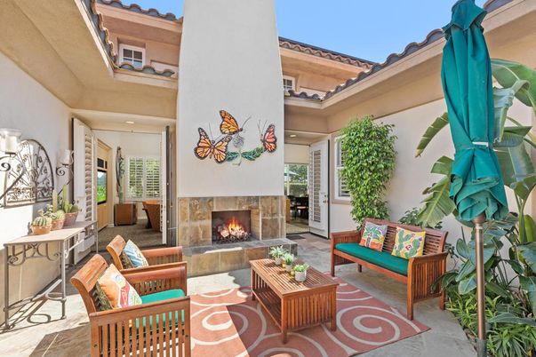 Exterior, Fireplace