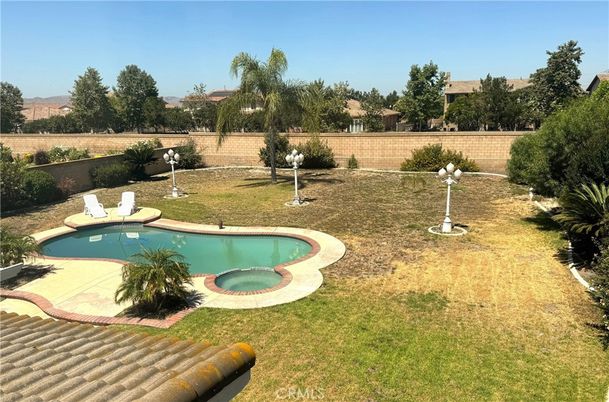 Backyard, Exterior, Pool