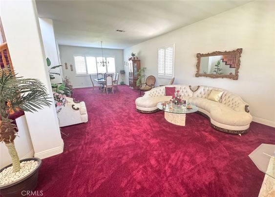 Chandelier, Dining room, Interior, Living room