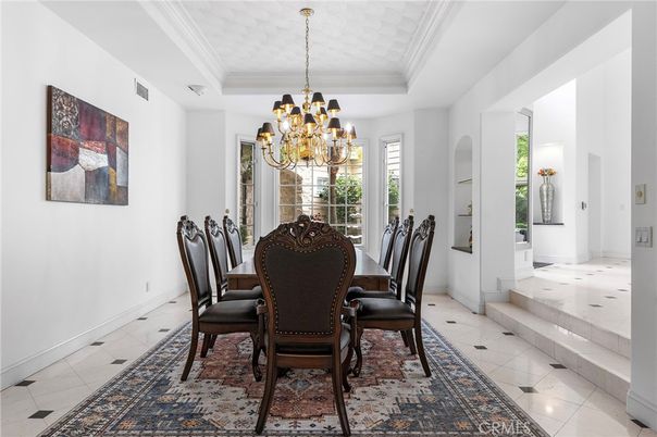 Chandelier, Dining room, Interior