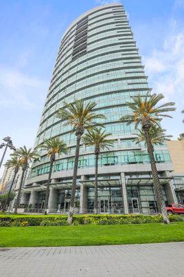 Exterior, Facade, Condo Building