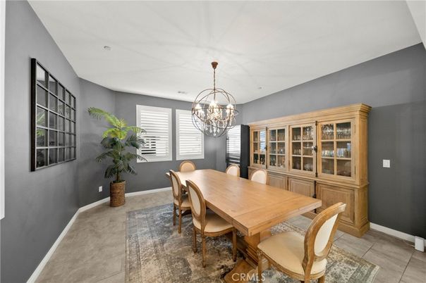 Chandelier, Dining room, Interior