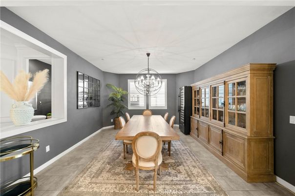 Chandelier, Dining room, Interior