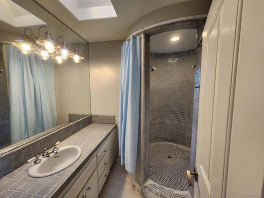 Bathroom, Glass Shower, Interior, Recessed Lighting, Tile Countertops