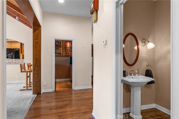Bathroom, Interior, Recessed Lighting, Wood Texture Flooring