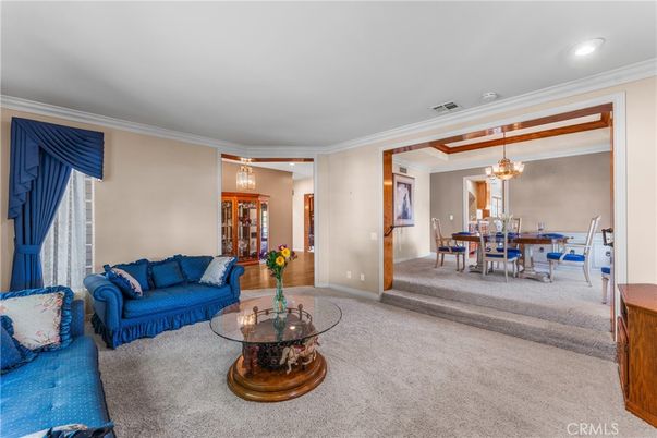 Chandelier, Dining room, Interior, Living room, Pendant Lights, Recessed Lighting