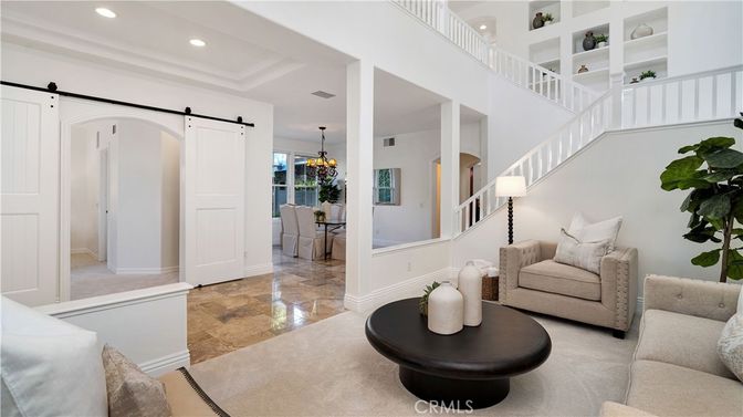 Chandelier, Dining room, Interior, Living room, Recessed Lighting