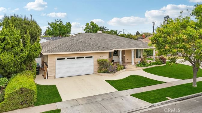 Attached, Backyard, Exterior, Facade, Ranch