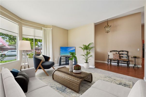 Interior, Living room, Pendant Lights, Wood Texture Flooring
