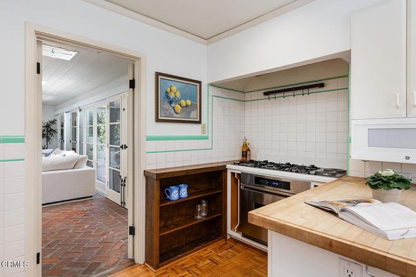 Interior, Kitchen, Stainless Steel Appliances