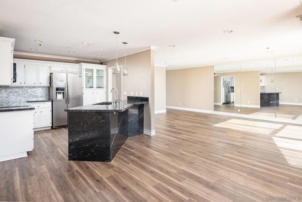 Interior, Kitchen, Pendant Lights, Recessed Lighting, Wood Texture Flooring