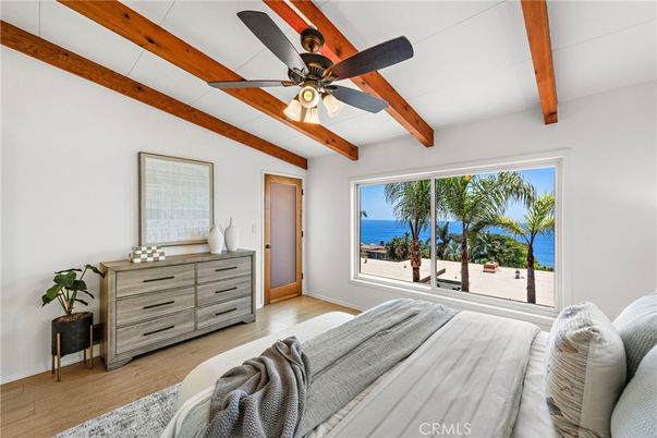 Bedroom, Interior, Water, Wooden Beams, Wood Texture Flooring