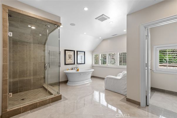 Bathroom, Free Standing Baths, Glass Shower, Interior, Recessed Lighting