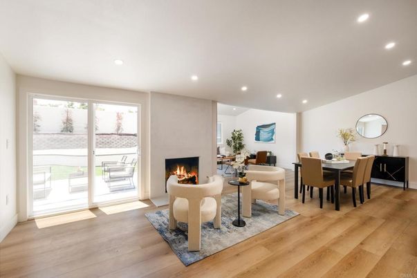 Dining room, Fireplace, Interior, Recessed Lighting, Wood Texture Flooring