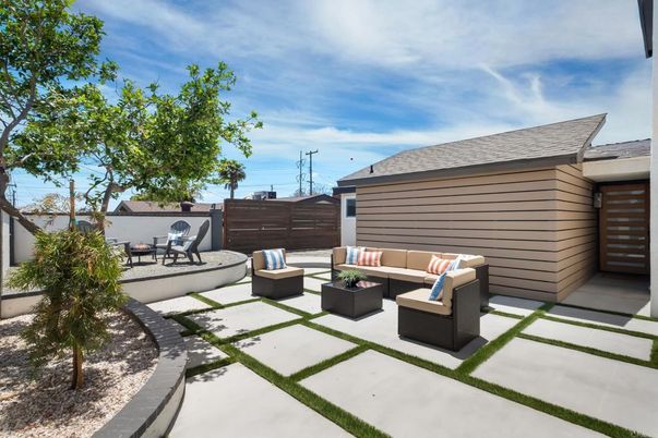 Backyard, Exterior