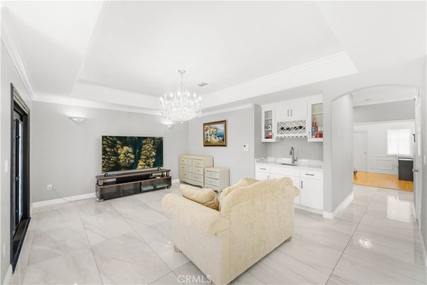 Chandelier, Interior, Living room