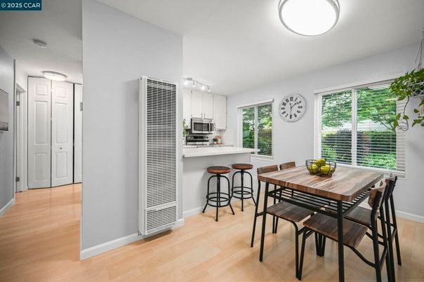 Dining room, Interior, Kitchen, Stainless Steel Appliances, Wood Texture Flooring