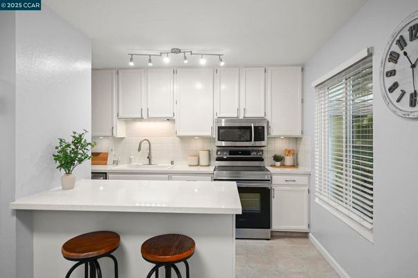 Interior, Kitchen, Stainless Steel Appliances