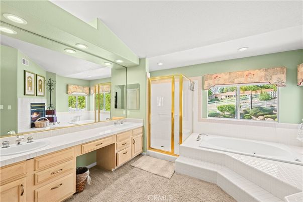 Bathroom, Interior, Recessed Lighting, Tile Countertops